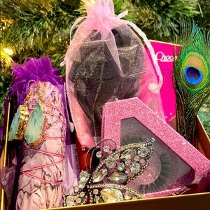 ❌SOLD❌ Feminine Energy Gift Set